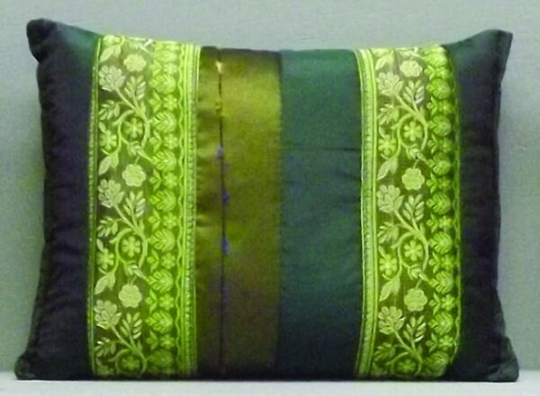 Green Silk Pillow - 7" x 9"
